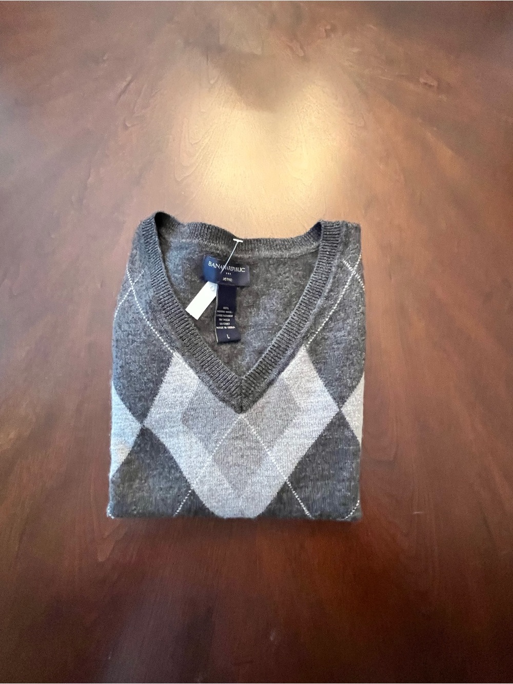 Banana Republic Men's Charcoal and Light Gray Argyle V-Neck Sweater Vest NEW